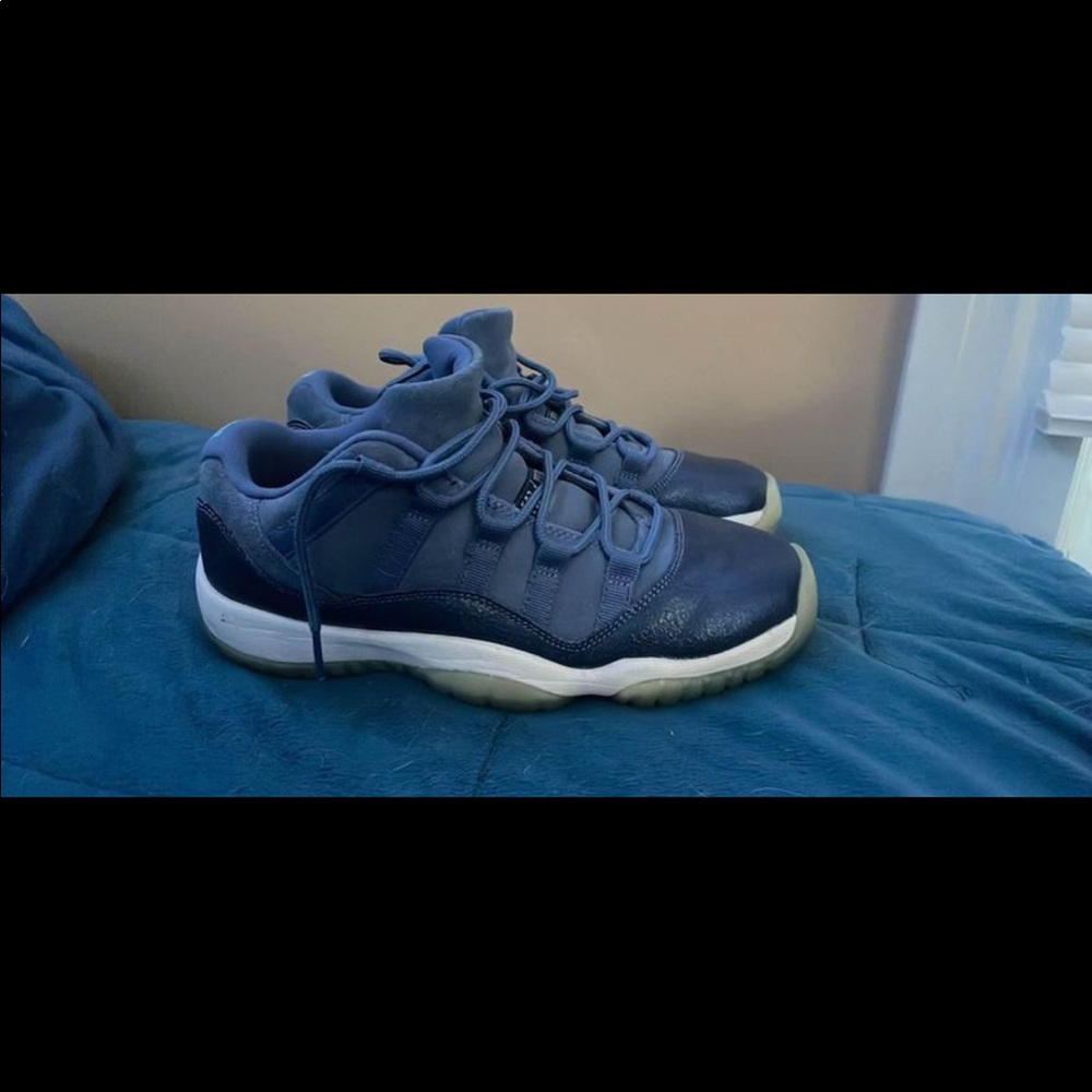 Jordan’s 11 blue moons
